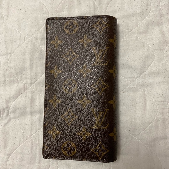 Louis Vuitton Brazza Wallet - Picture 2 of 13